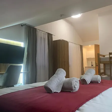 Rexha Am Weissensee Guest house *